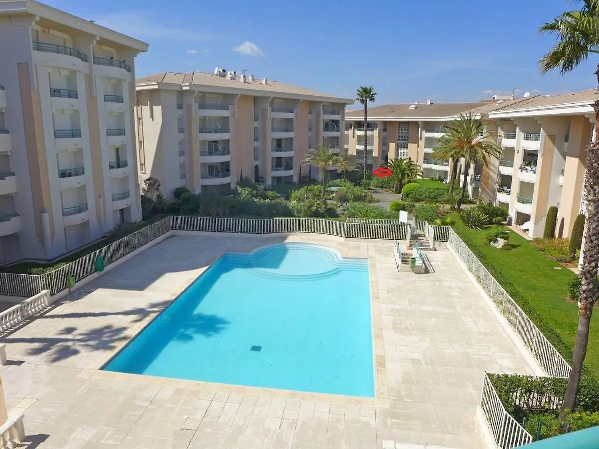 Location Port Frejus, Bord De Mer contacts