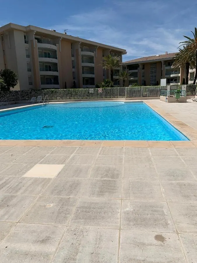 Location Port Frejus, Bord De Mer Apartment Frejus