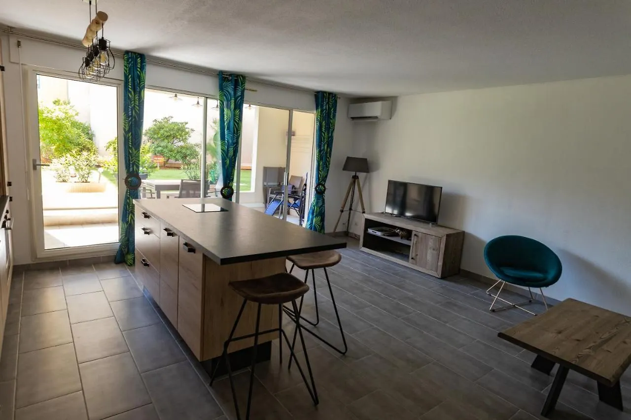 Location Port Frejus, Bord De Mer Apartment Frejus